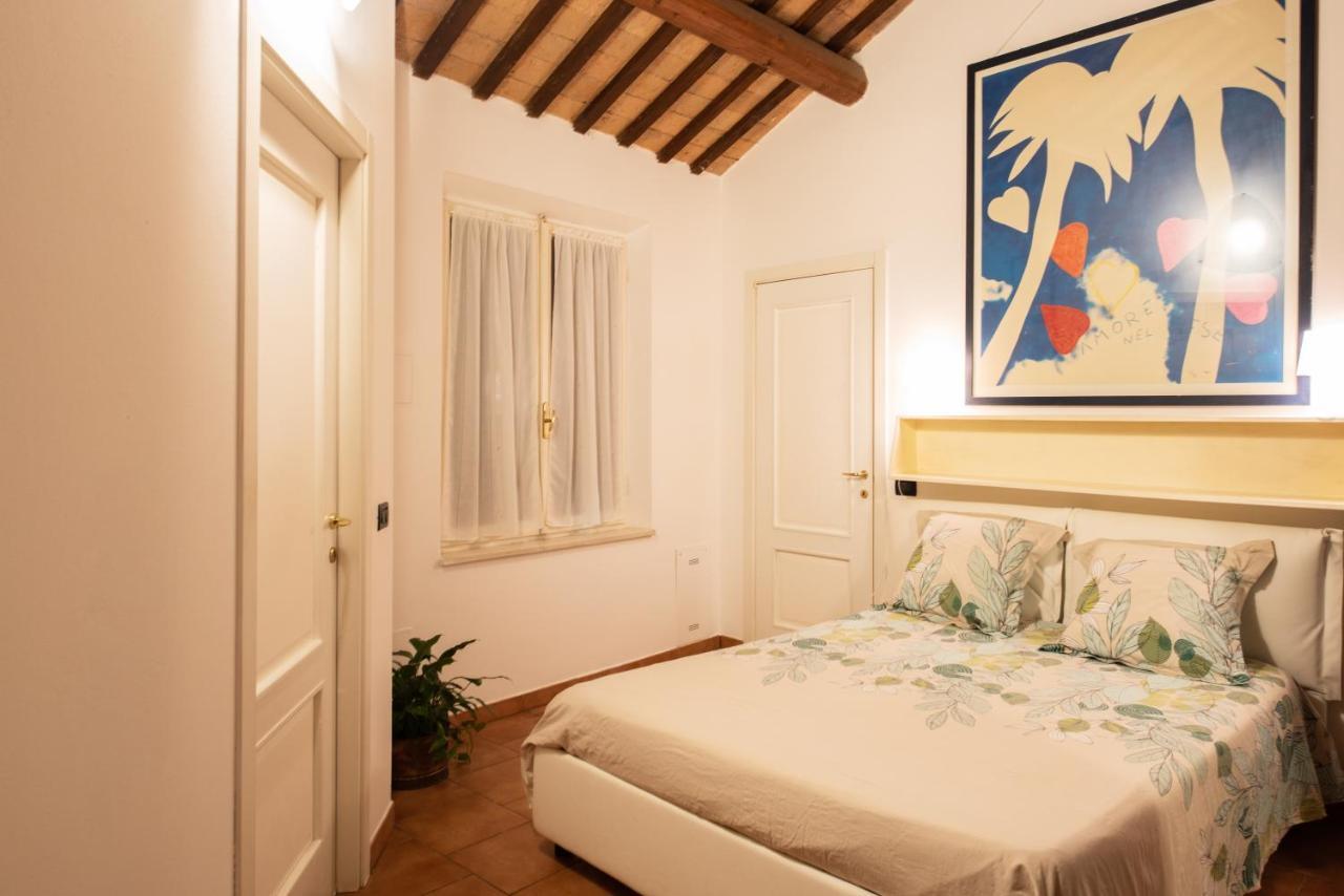 Corte Degli Estensi, Romantica Mansardina Ферара Екстериор снимка